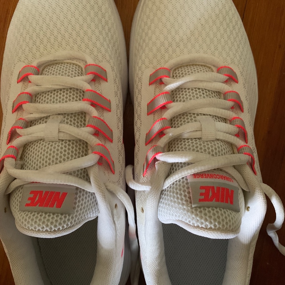 Nike Lunar Converge Sneakers